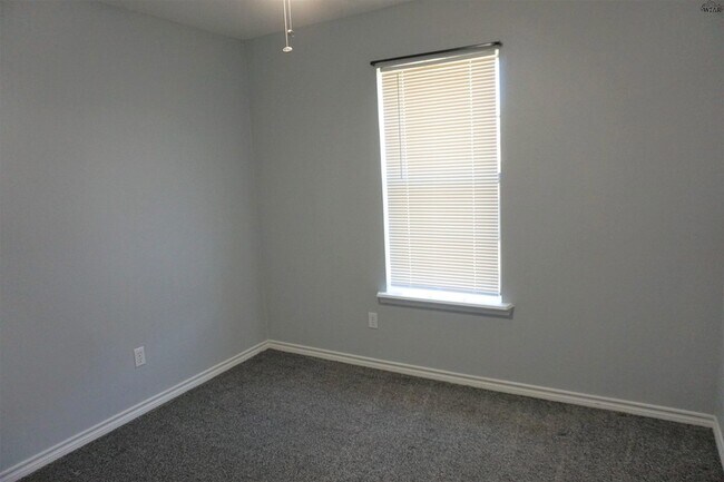 Building Photo - 5216 Brookwood Dr