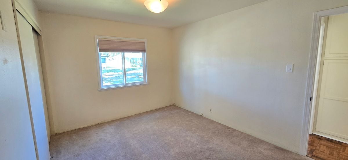 Building Photo - 3244 Hackett Ave