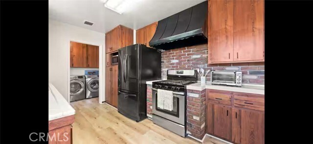 Building Photo - 7419 W 91st St