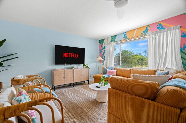 Building Photo - 1121 19th St SW