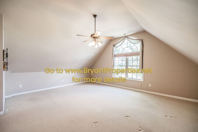Building Photo - Madison/Rivergate Area - 3 Bedroom, 2.5 Baths