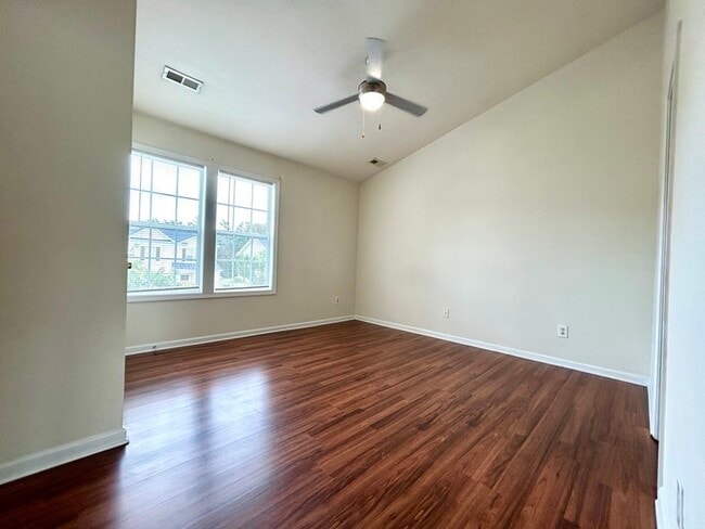 Building Photo - 14742 Lions Pride Ct