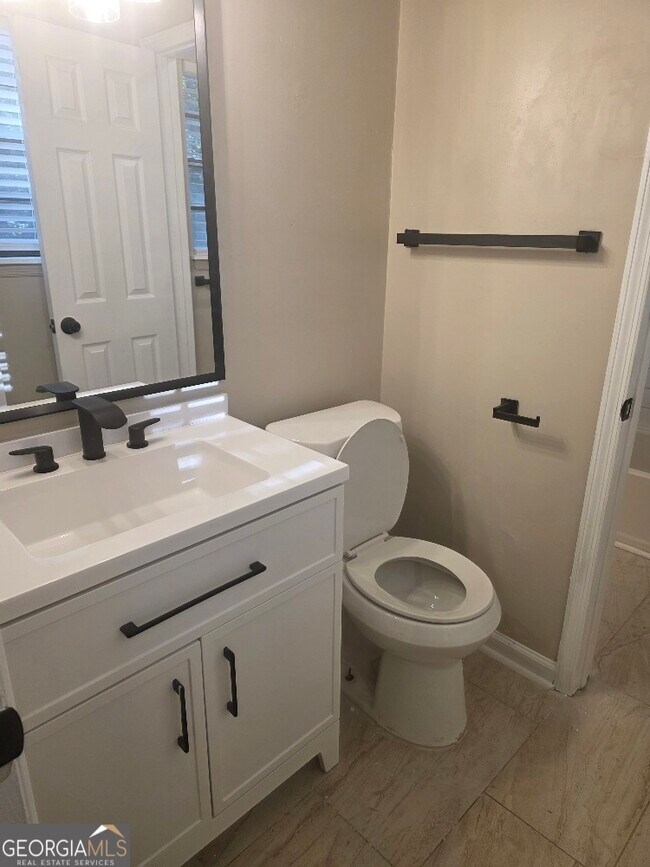 Building Photo - 3541 Santa Leta Dr