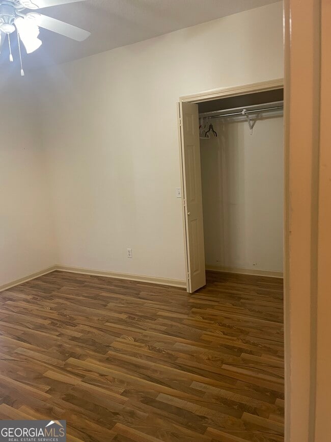 Building Photo - 1114 Southbend Dr