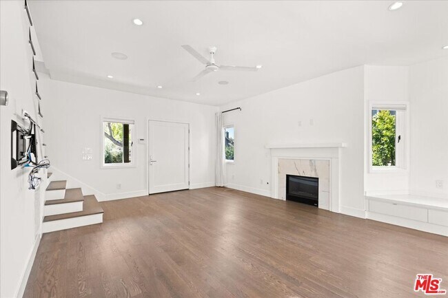 Building Photo - 4525 Melbourne Ave