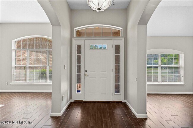 Building Photo - 8871 Canopy Oaks Dr