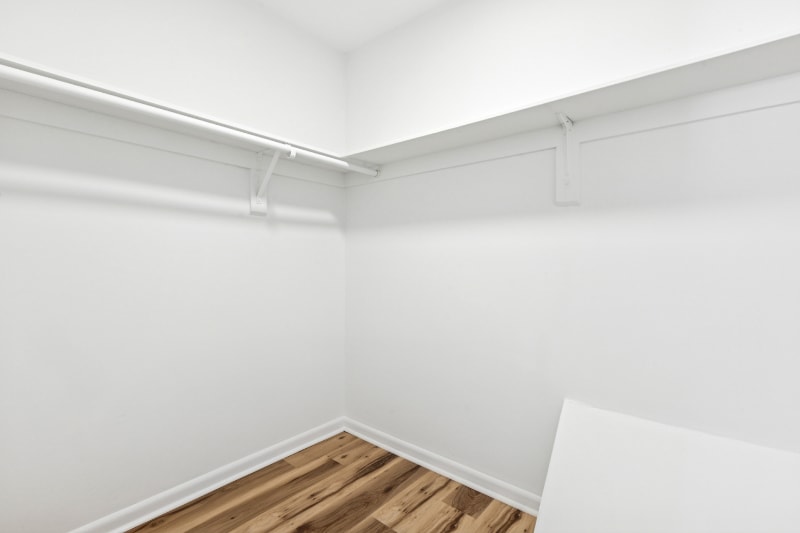 Building Photo - 1561 Malibu Pl