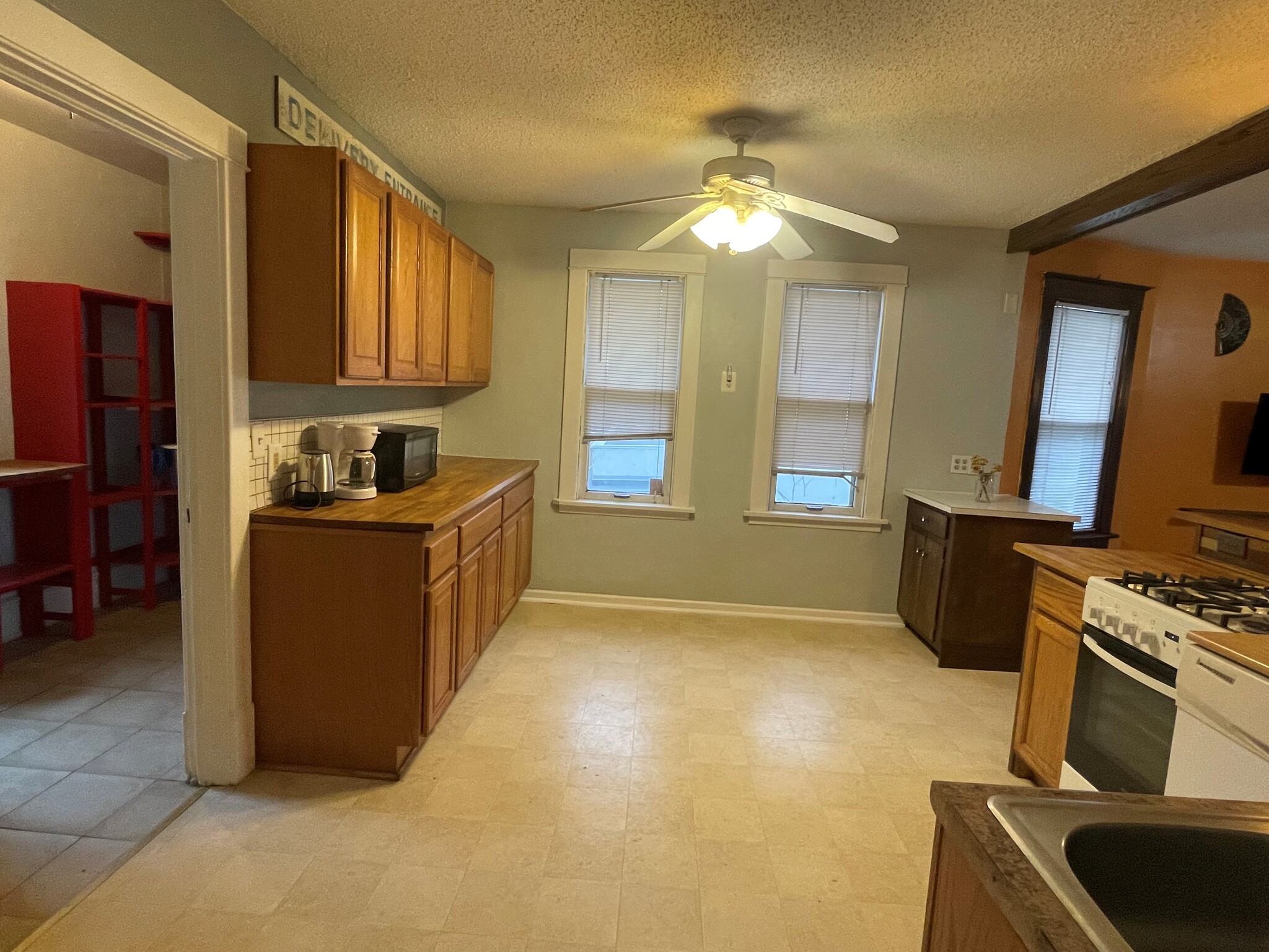 2nd floor kitchen with huge pantry - 2320 Monroe St NE