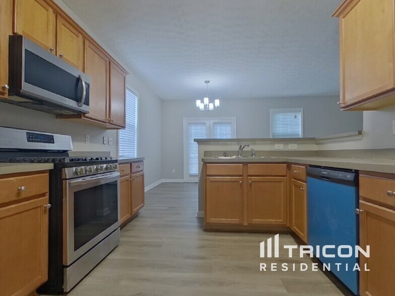 Building Photo - 3745 Dove Creek Cir SW
