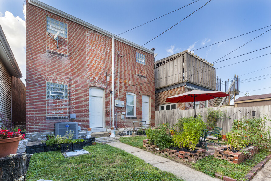 Backyard - 6644 Gravois Ave