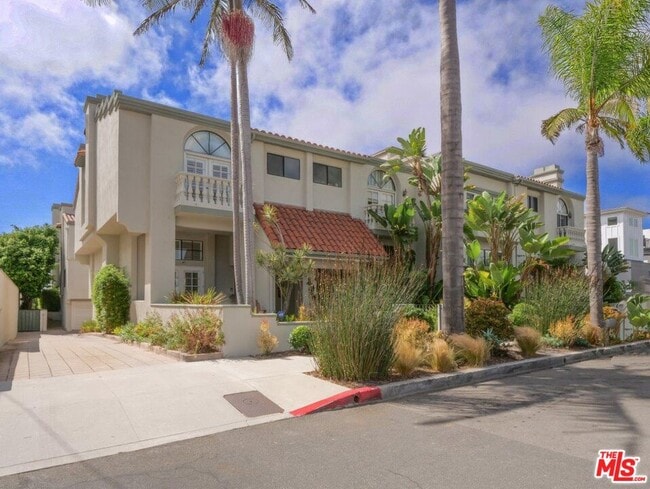 Primary Photo - 515 N Gertruda Ave