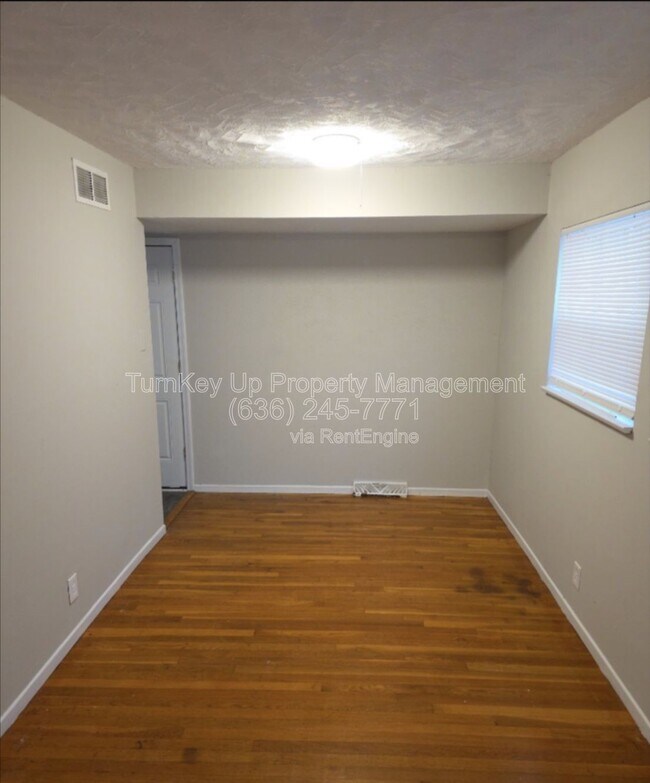 Building Photo - 225 Ben Nevis Rd