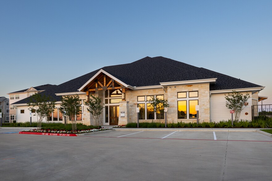 Allora Bear Creek 11918 Clay Houston TX 77043 Apartment Finder