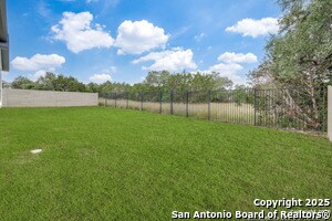 Building Photo - 361 Bridle Trl