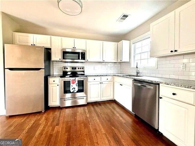 Building Photo - 1449 Lynford Dr SW