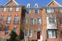 Building Photo - 23261 Carters Meadow Terrace