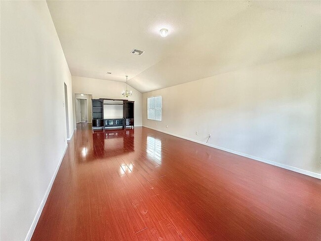 Building Photo - 2722 Kelly Brook TR