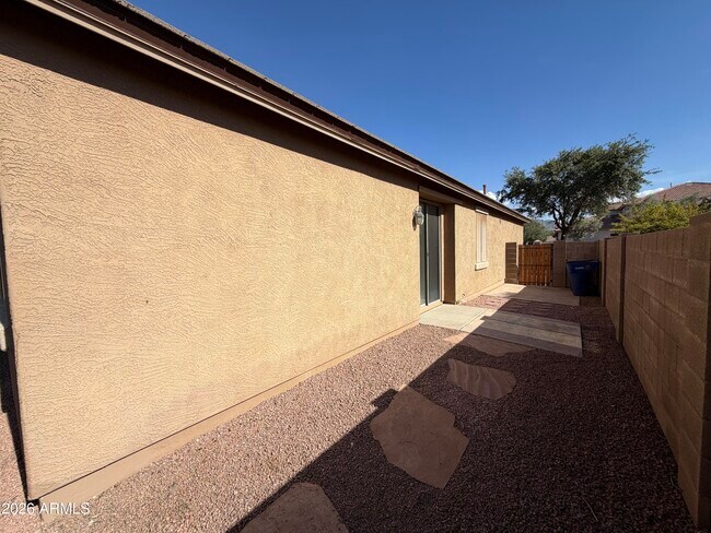 Building Photo - 3430 E Packard Dr
