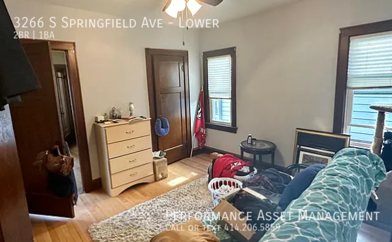 Building Photo - Bright 2-Bed Lower Unit Hardwood Floors, B...