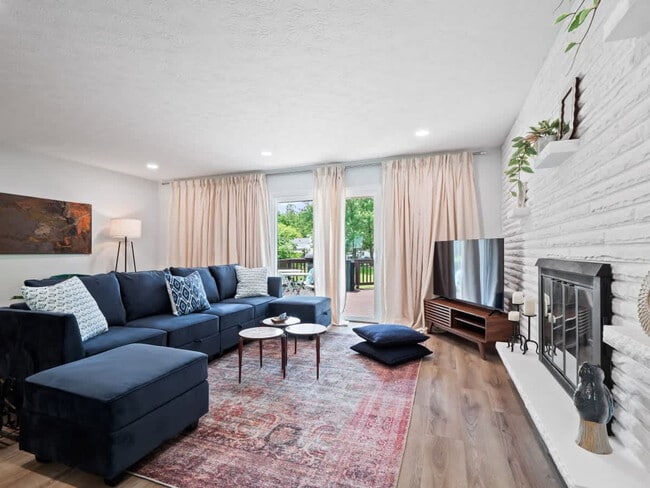 Building Photo - 8040 Strongsville Blvd