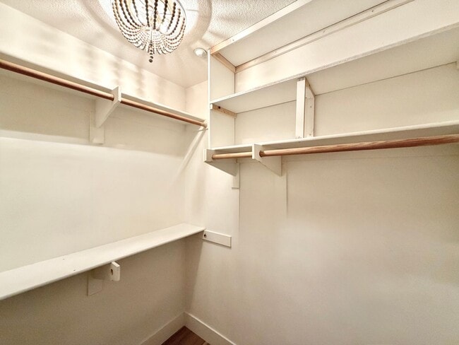 Building Photo - Stylish 2-Bedroom Condo in Gated Community with Balcony & Amenities