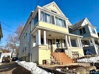 Building Photo - 410 Davidson St