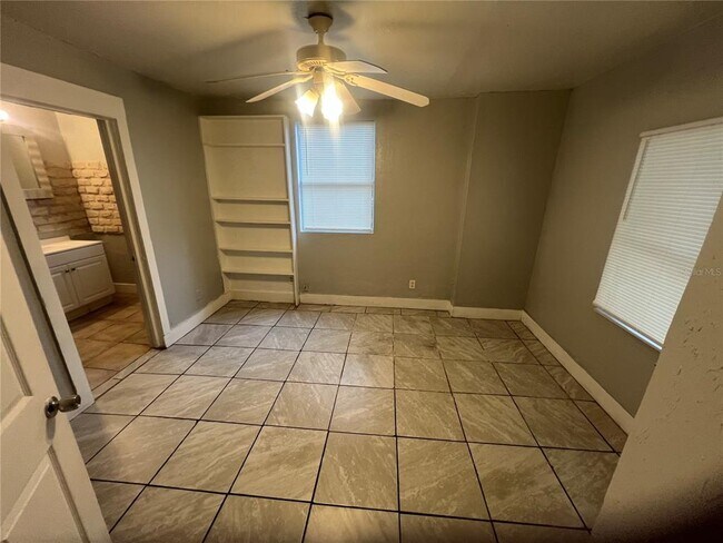 Building Photo - 2102 14th St S