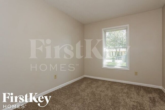 Building Photo - 6156 Lacewood Cove
