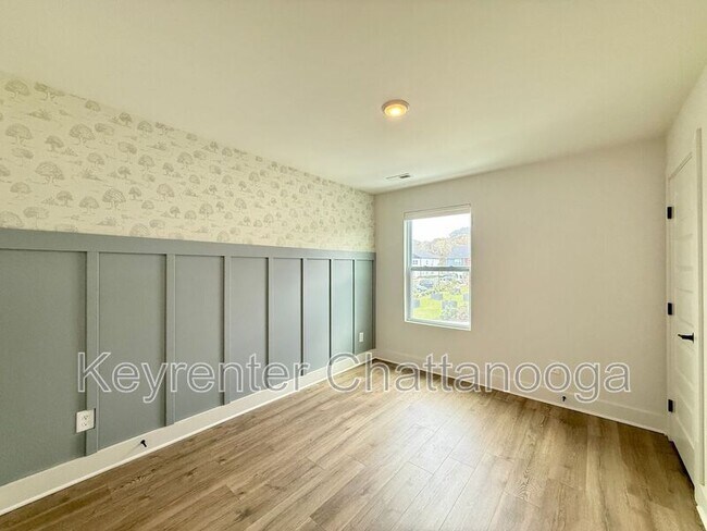 Building Photo - 1674 S Watkins St