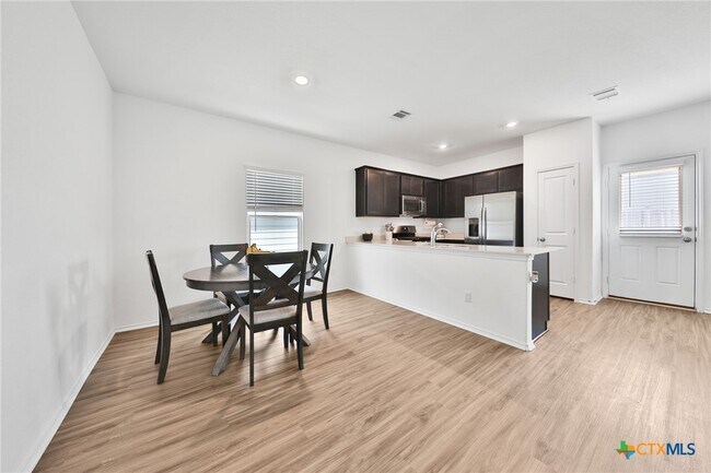 Building Photo - 378 Geode Glen