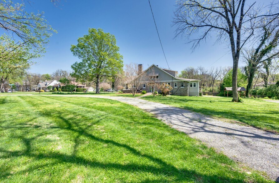 Building Photo - 4100 Granny White Pike