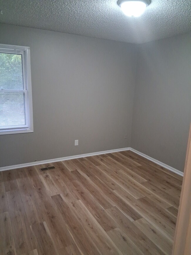 BEDROOM - 704 S 40th St