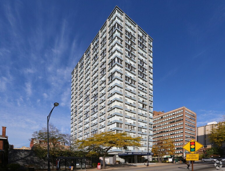 Sheridan Tower 5650 N Sheridan Rd 5650 N Sheridan Rd Chicago IL