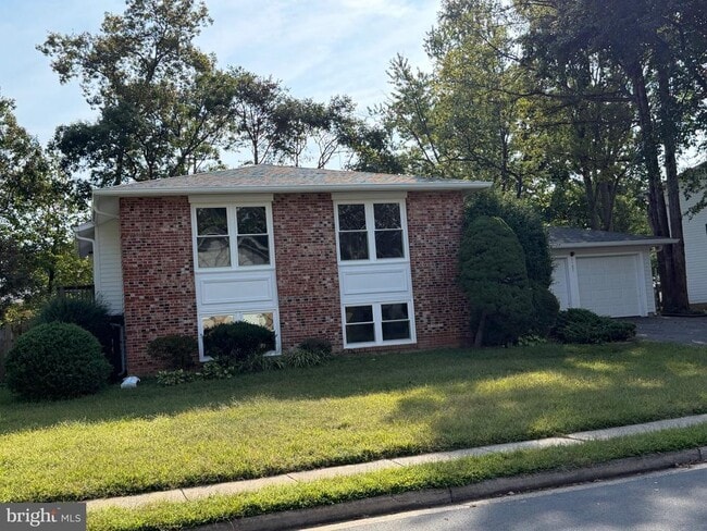 Building Photo - 7107 Sontag Way