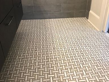 Building Photo - 3805 southridge dr