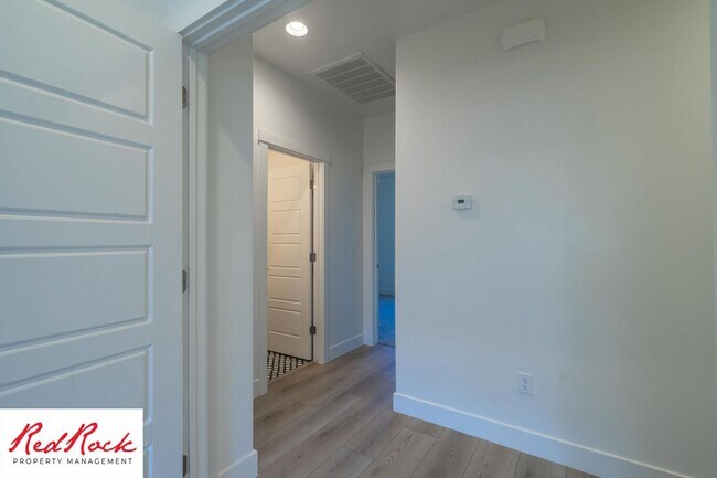 Building Photo - Comfort, Space & Style with a 3-Car Garage Small Dog Friendly!