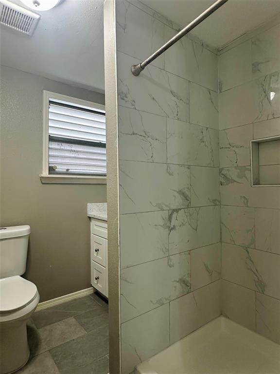 Building Photo - 2303 Oaklawn Dr
