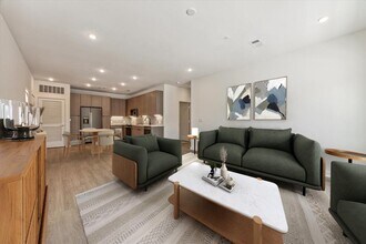 Building Photo - 4802 N Congress Ave