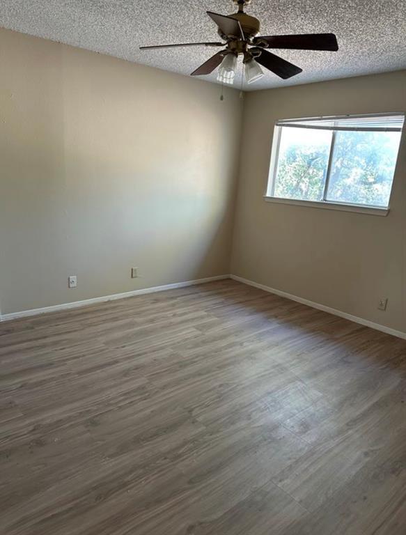 Building Photo - 12609 Tree Line Dr