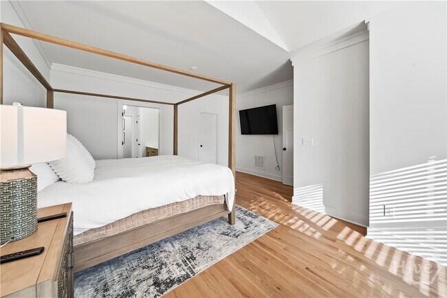 Building Photo - 1060 Cobblestone Ln