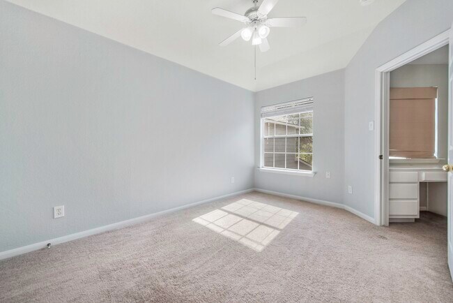 Building Photo - 99 E Greenhill Terrace Pl