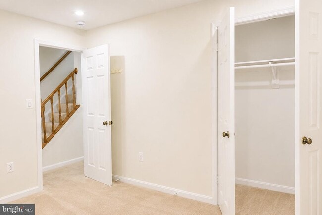 Building Photo - 2103 Dominion Heights Ct