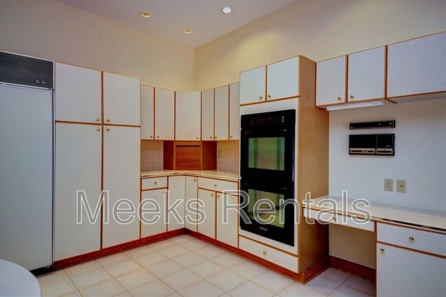 Building Photo - 30 Bridlewood Rd