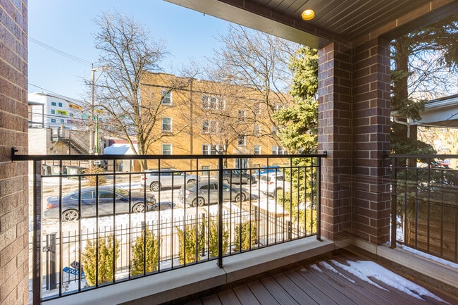 Building Photo - 4017 N Monticello Ave