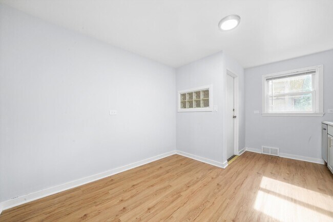 Building Photo - 420 Prospect Blvd