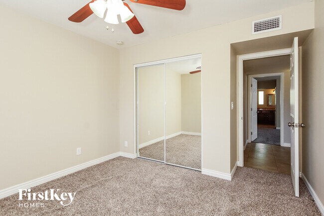 Building Photo - 3636 W Ironwood Dr