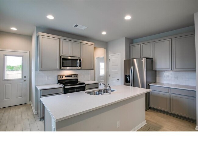Building Photo - 237 Unforgiven Ln