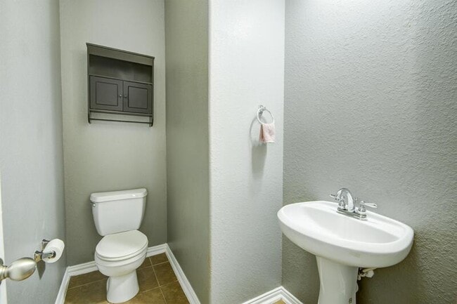 Building Photo - 122 Bright Brook Ln