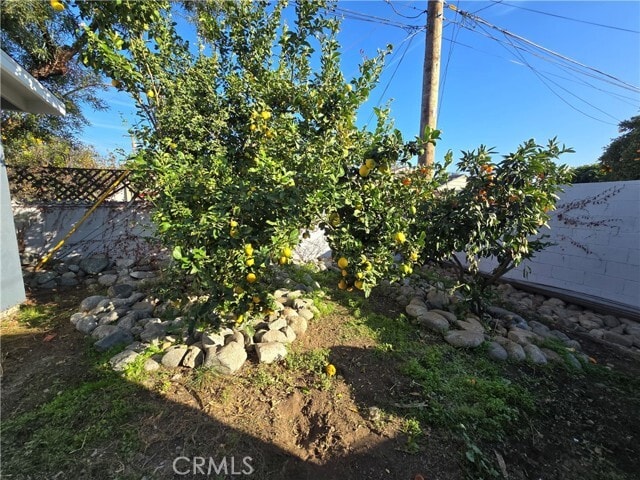 Building Photo - 896 Altura Way