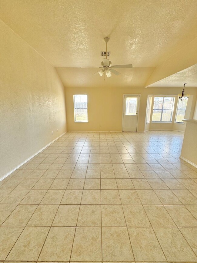 Building Photo - 4Bd/2Ba in Killeen, TX!